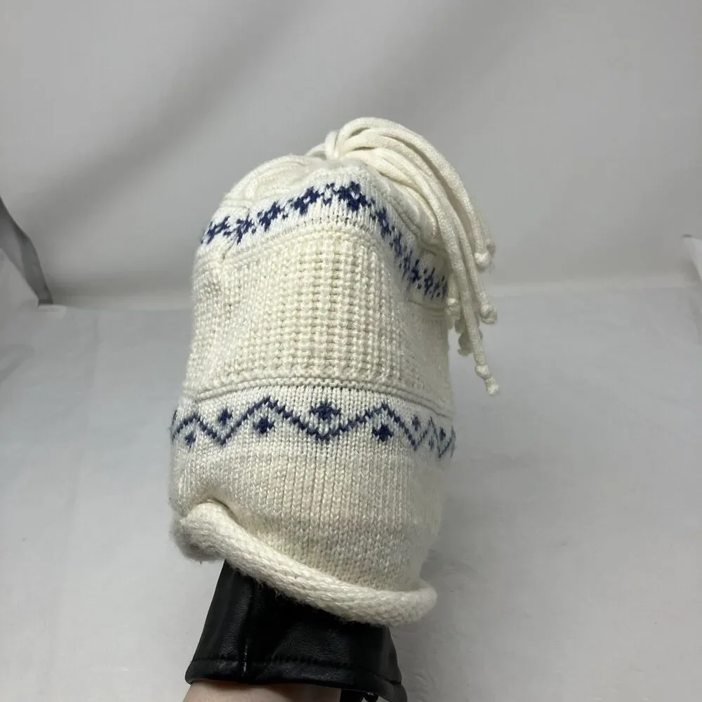 Hand Knit Fair Isle Beanie Hat Tassel White Blue Unisex Nordic-style Winter Ski
